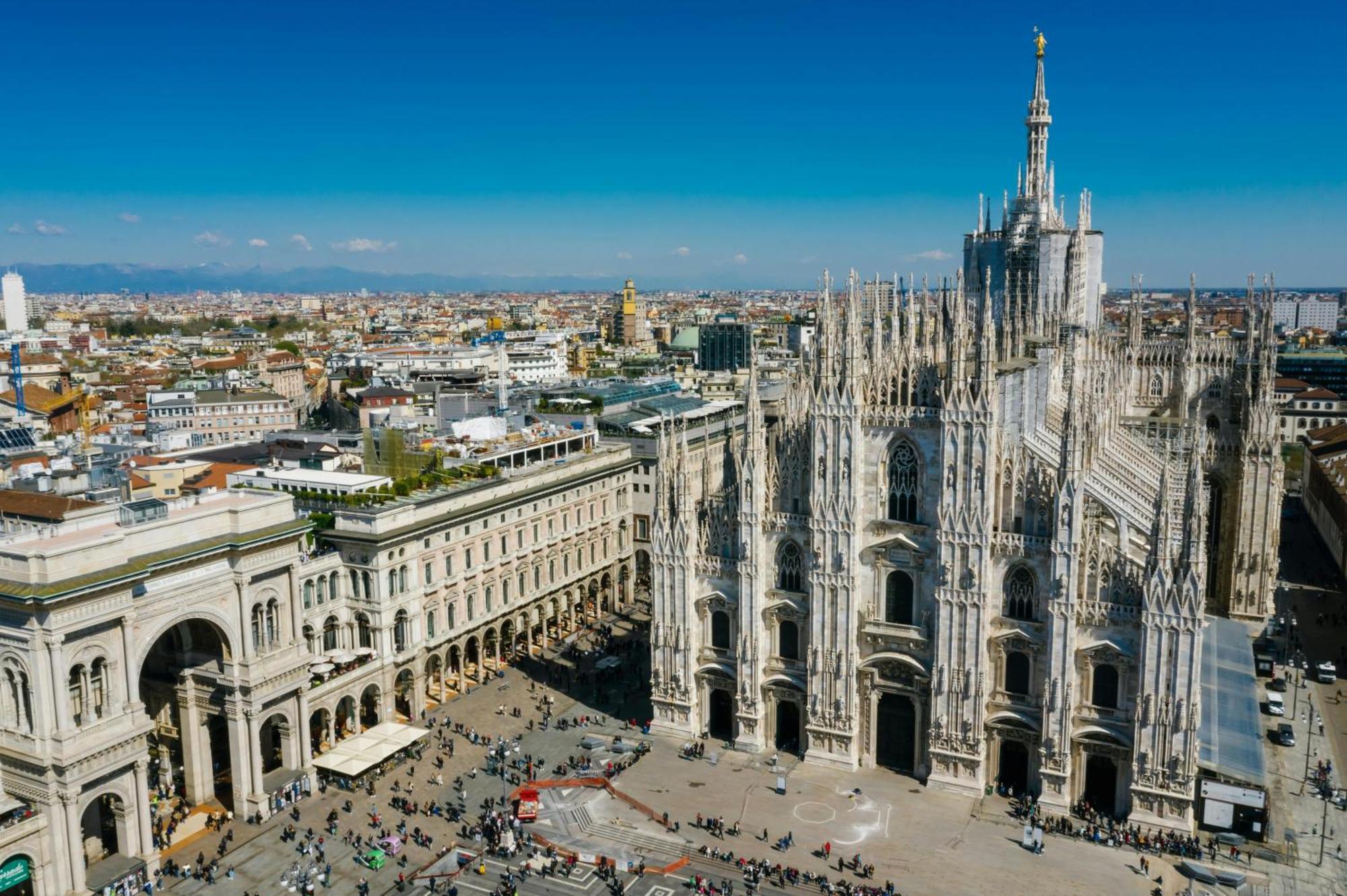 Апартаменты The Urban Wildlife - San Babila Duomo Милан Экстерьер фото